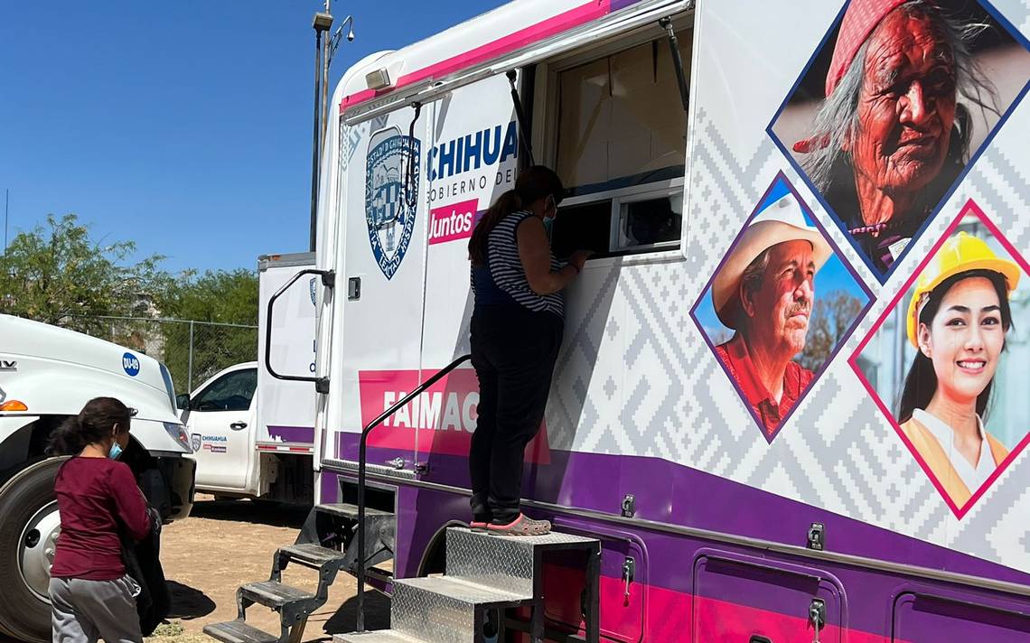 Desde laboratorios hasta farmacia Caravana de Salud brindar